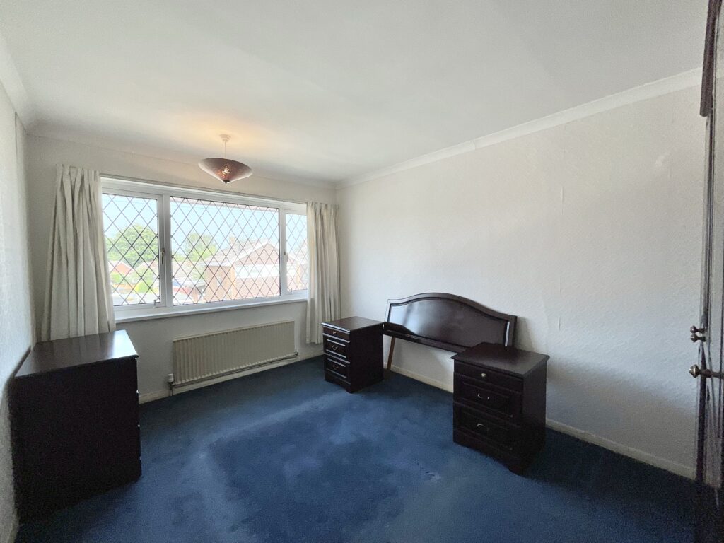 Hawthorn Avenue, Stone, ST15