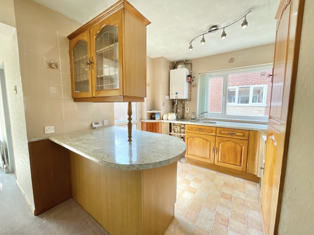 Hawthorn Avenue, Stone, ST15
