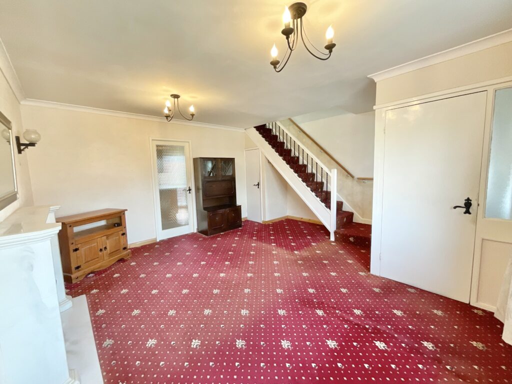 Hawthorn Avenue, Stone, ST15