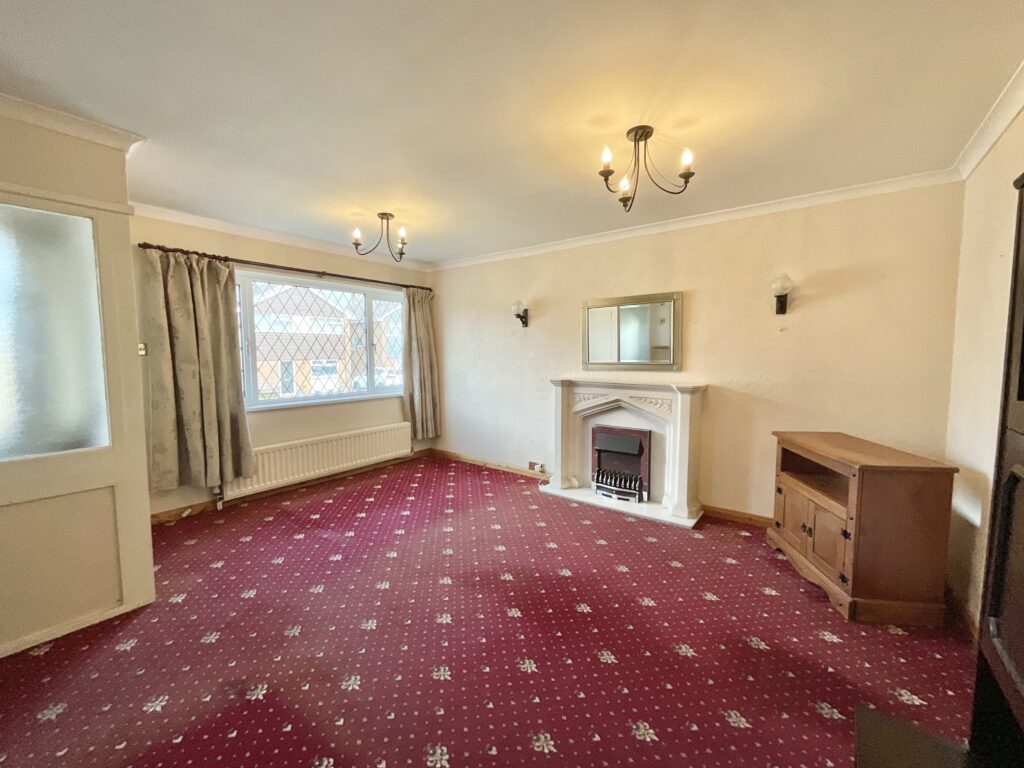 Hawthorn Avenue, Stone, ST15