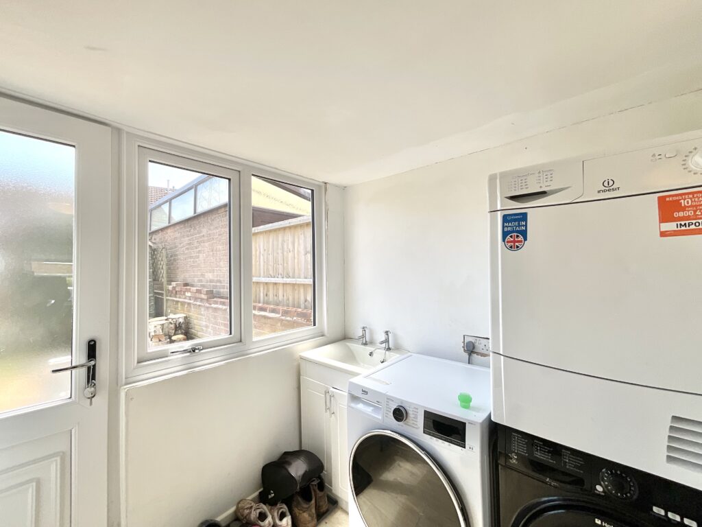 Meadow Lane, Stoke-On-Trent, ST4