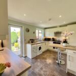 Thomas Avenue, Stone, ST15