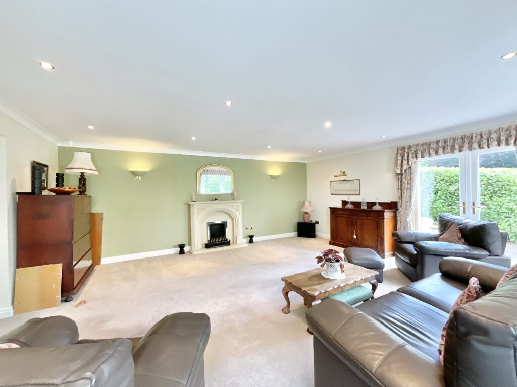Lightwood Road, Stoke-On-Trent, ST3
