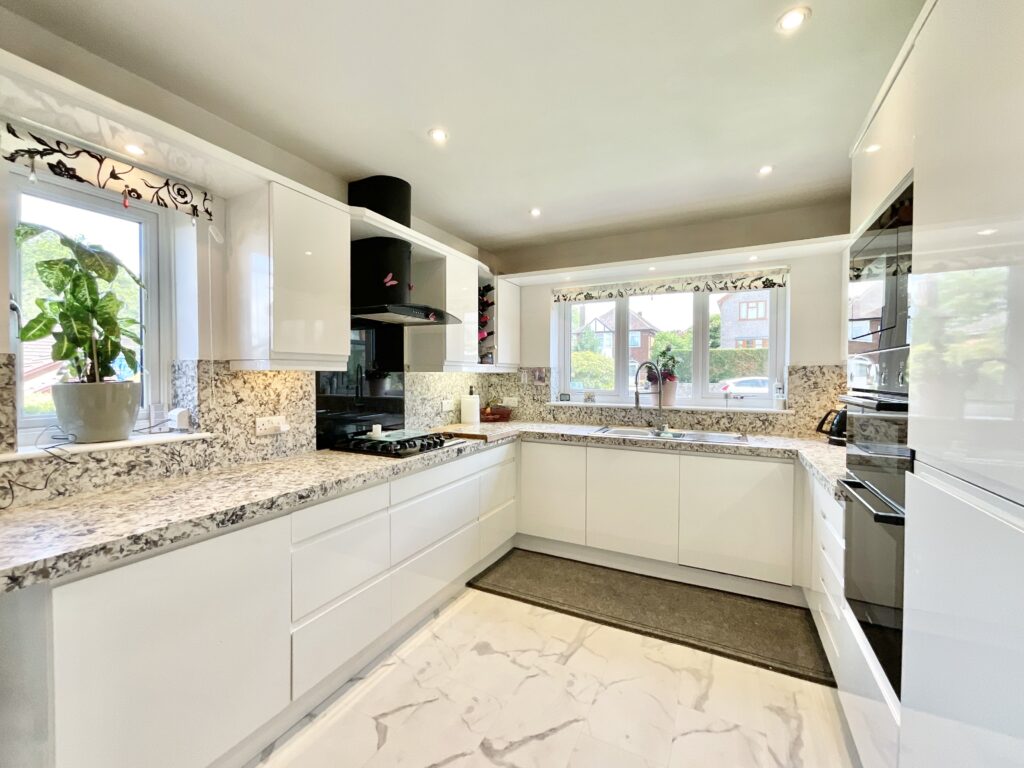 Lightwood Road, Stoke-On-Trent, ST3
