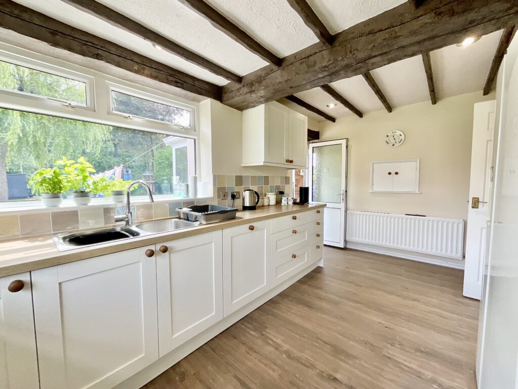 Crewe Road, Shavington, CW2