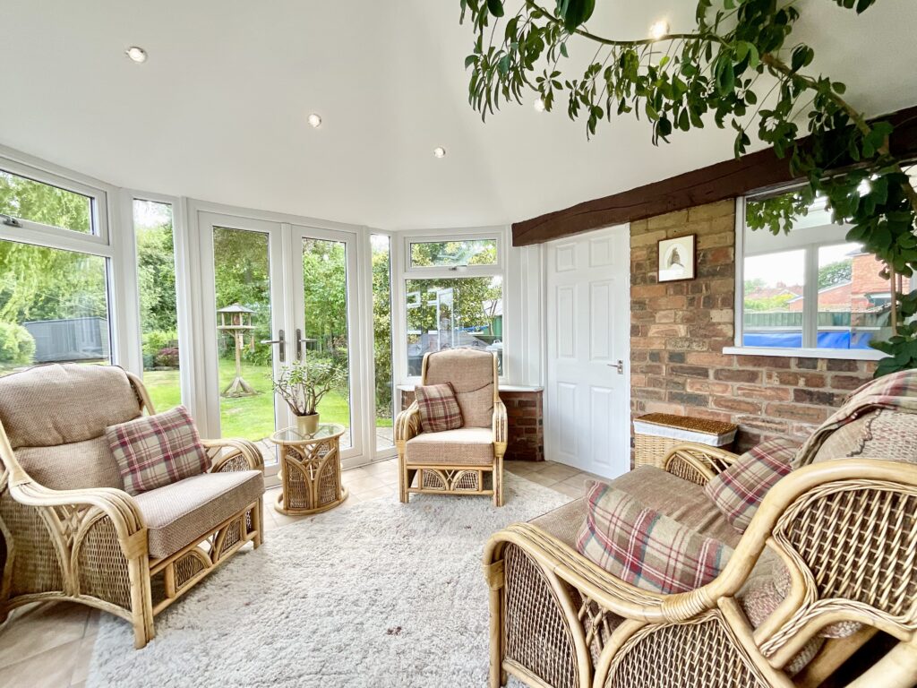 Crewe Road, Shavington, CW2