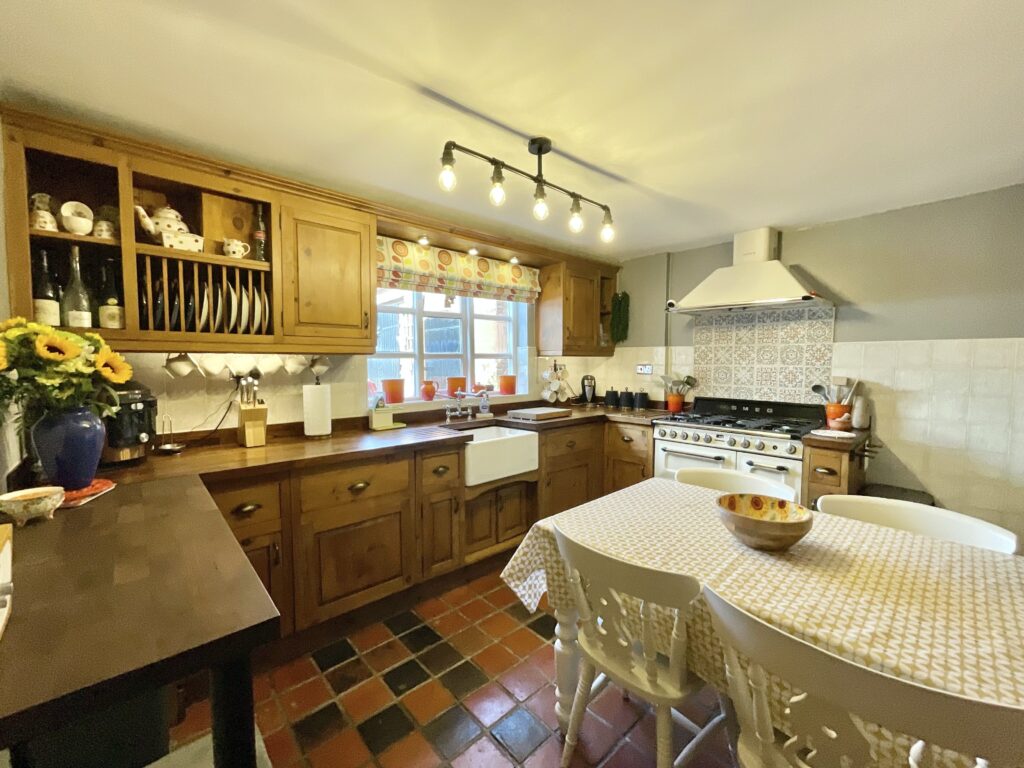 Sandon Road, Hilderstone, ST15