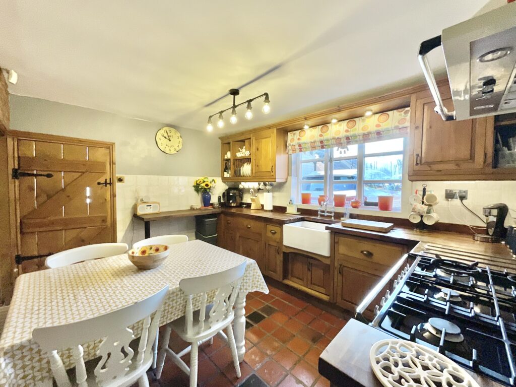 Sandon Road, Hilderstone, ST15