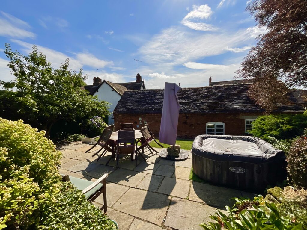 Sandon Road, Hilderstone, ST15