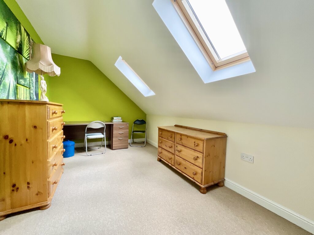 Golden Hill, Weston, CW2