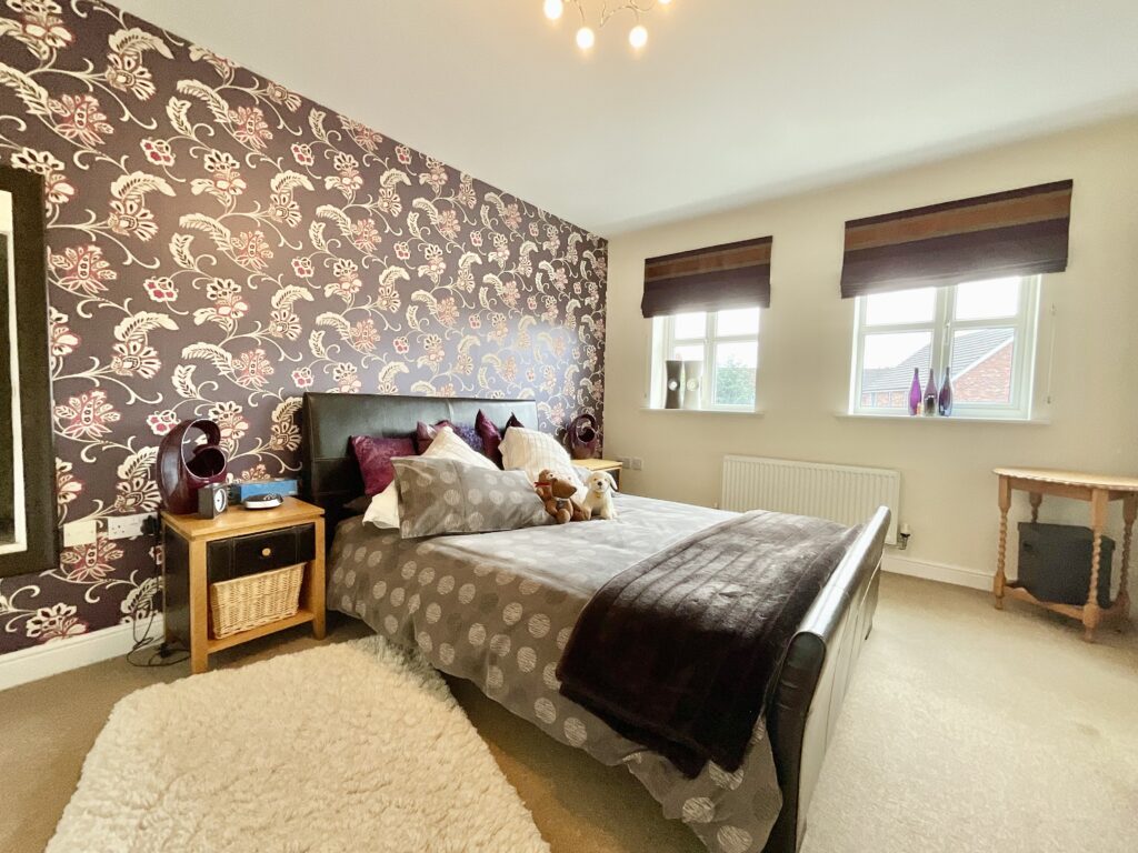 Golden Hill, Weston, CW2