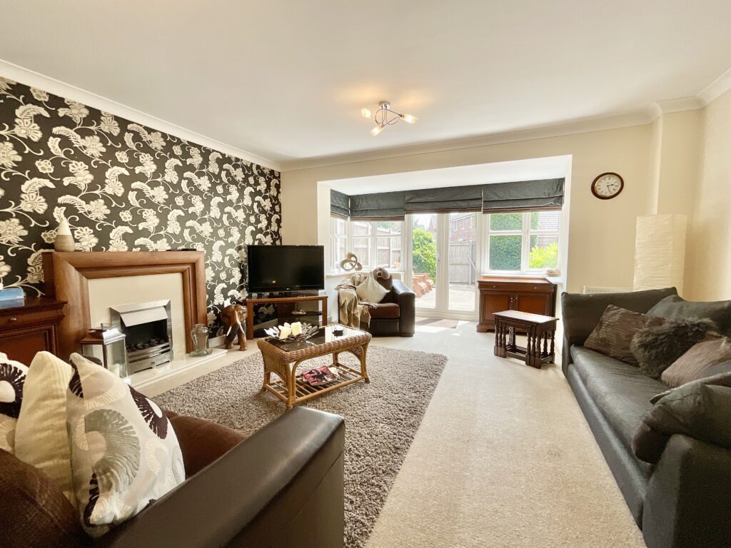 Golden Hill, Weston, CW2