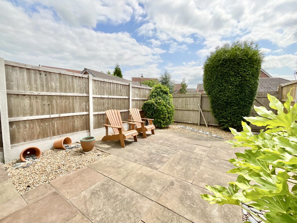 Golden Hill, Weston, CW2