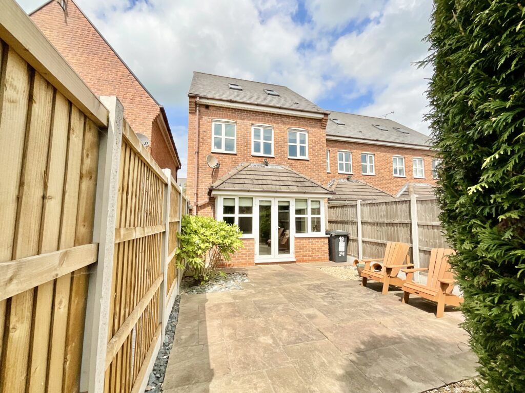 Golden Hill, Weston, CW2