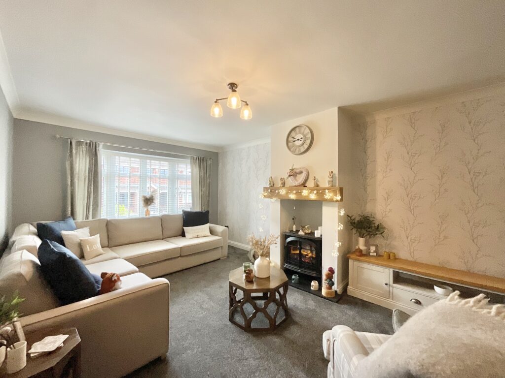 Tarporley Grove, Stoke-On-Trent, ST4