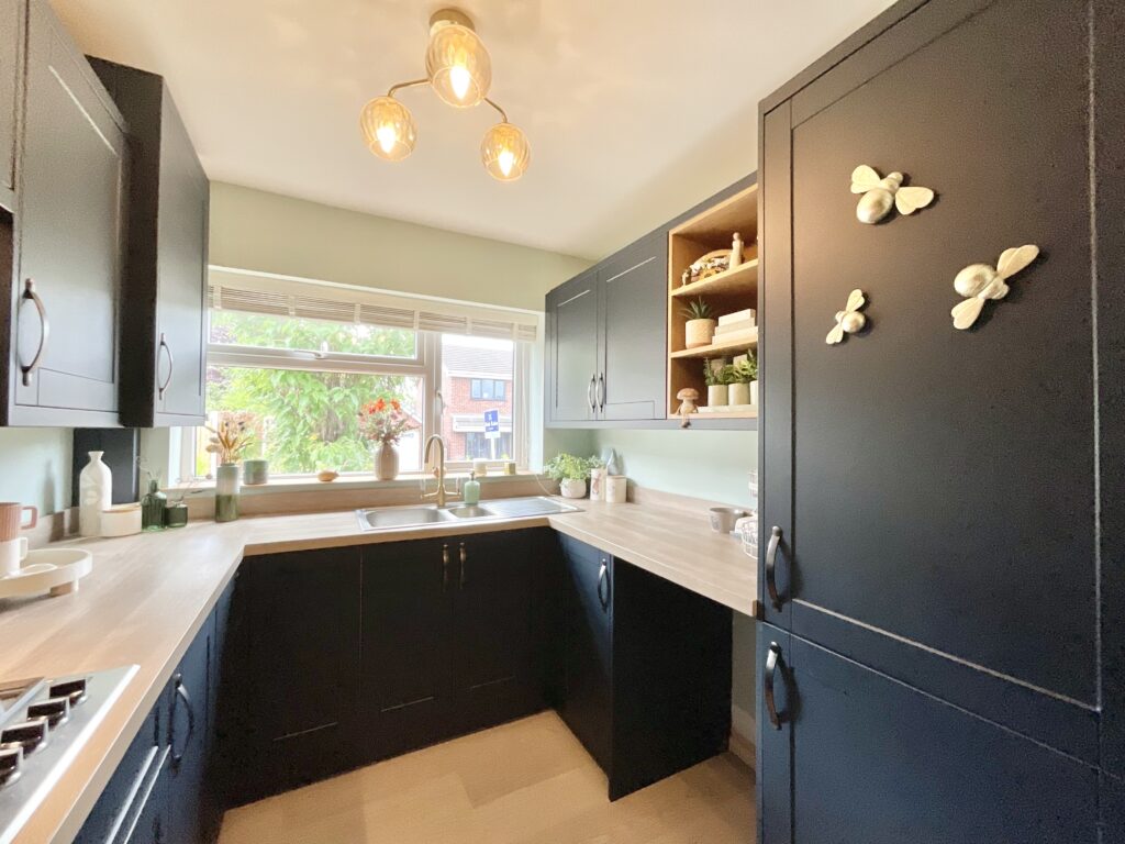 Tarporley Grove, Stoke-On-Trent, ST4