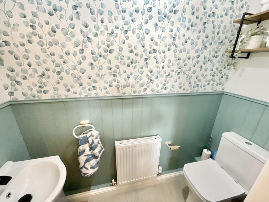 Tarporley Grove, Stoke-On-Trent, ST4