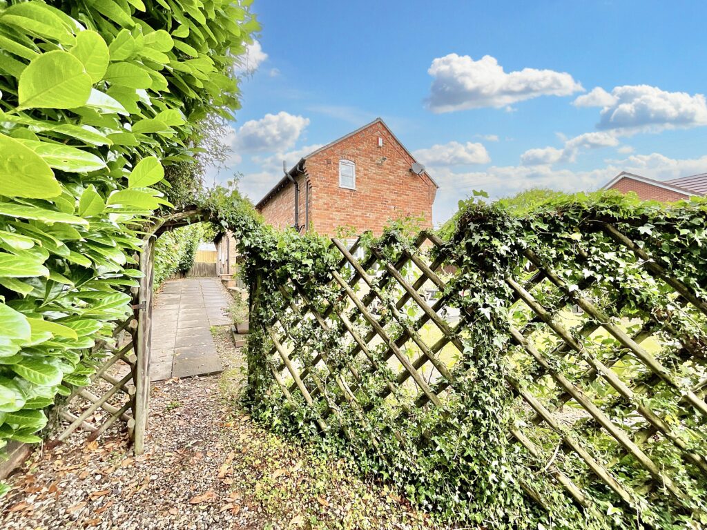 Eccleshall Road, Hookgate, TF9