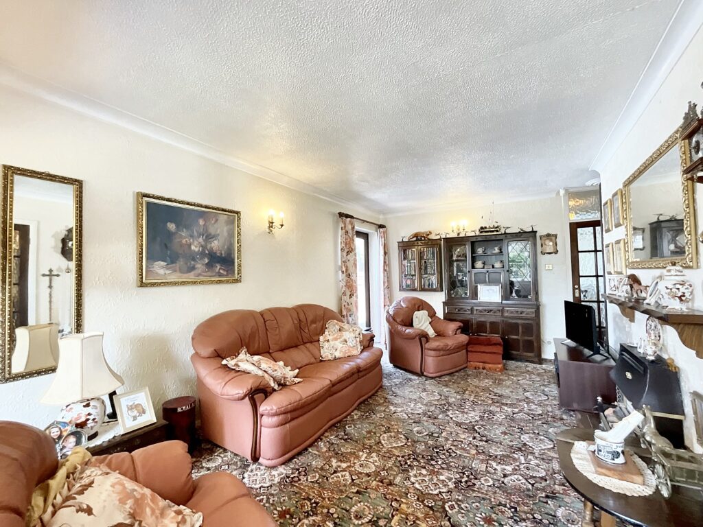 Caverswall Old Road, Forsbrook, ST11