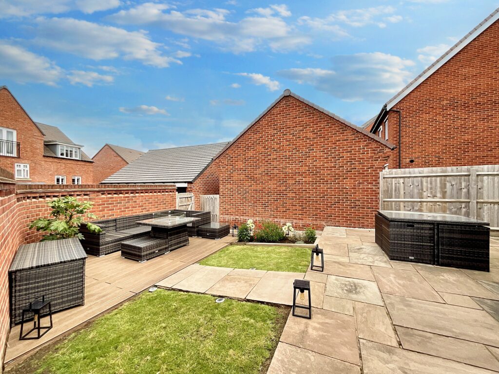 Pashmina Avenue, Barlaston, ST12