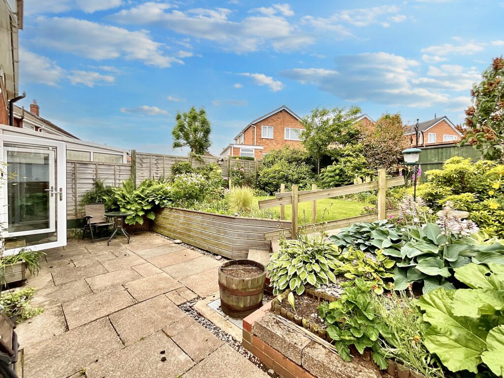 Copeland Avenue, Tittensor, ST12
