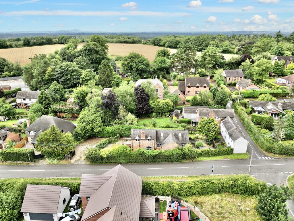 Eccleshall Road, Hookgate, TF9