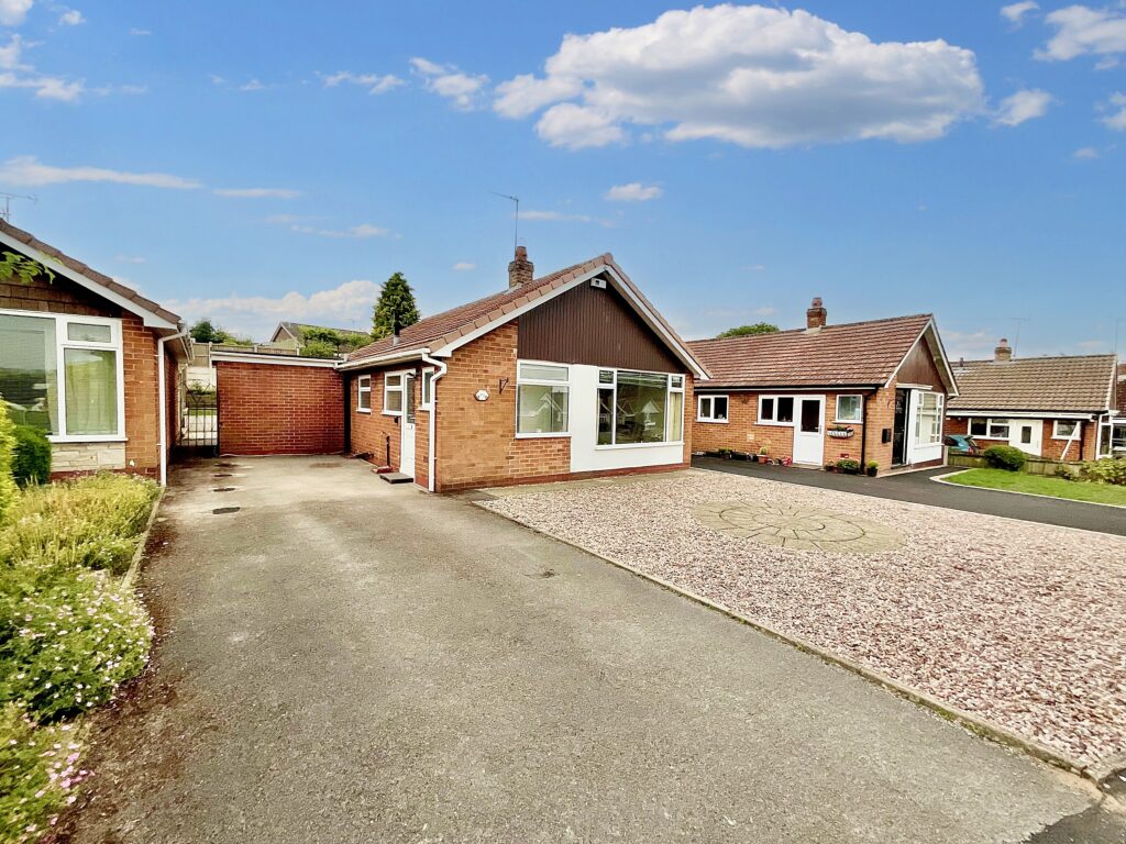Meadow Way, Stone, ST15