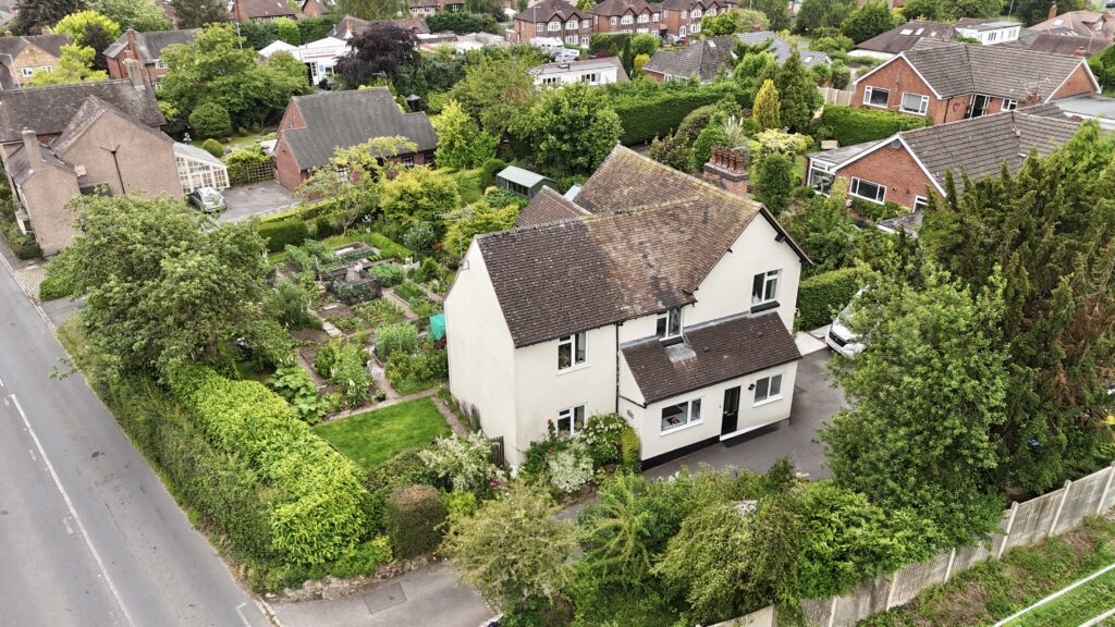 Uttoxeter Road, Stone, ST15