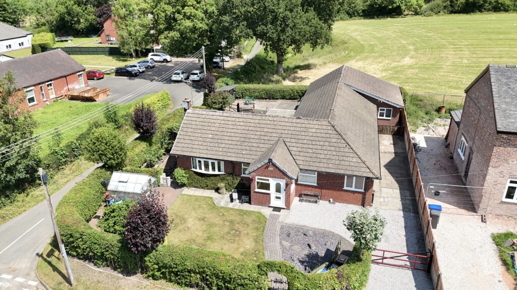 Moss Lane, Cheadle, ST10