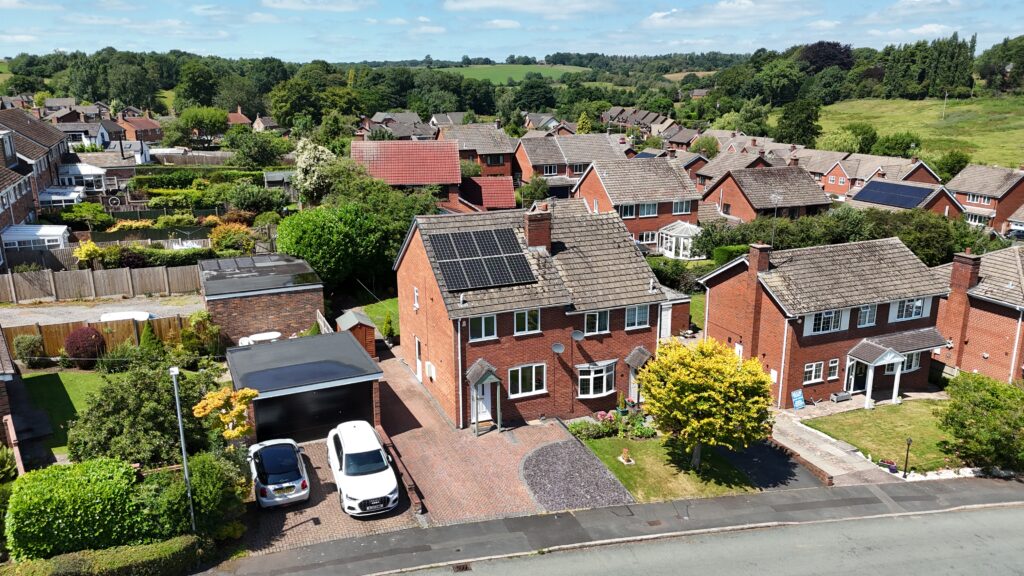 Tudor Hollow, Fulford, ST11