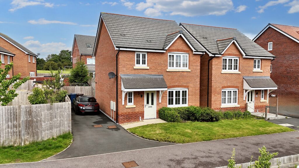 Bott Lane, Stone, ST15