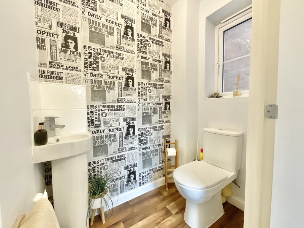 Dorney Close, Yarnfield, ST15