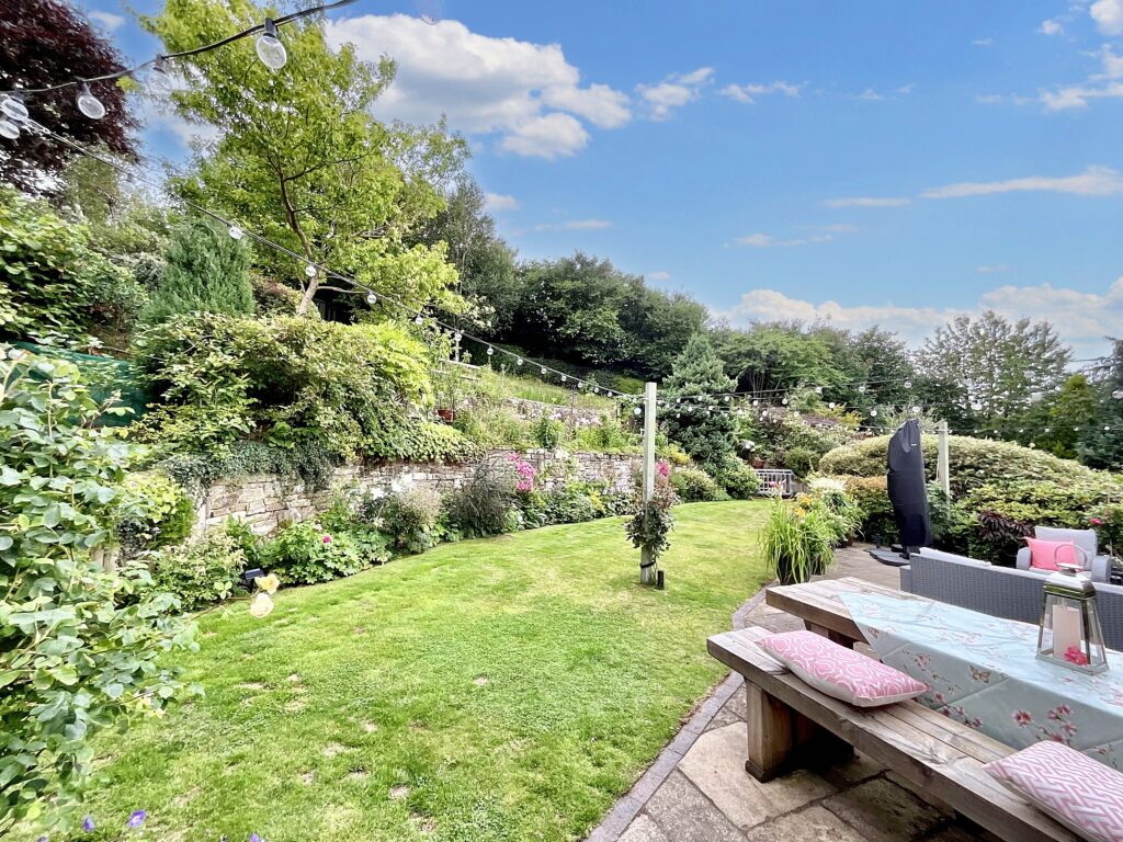 Redhill Drive, Tean, ST10