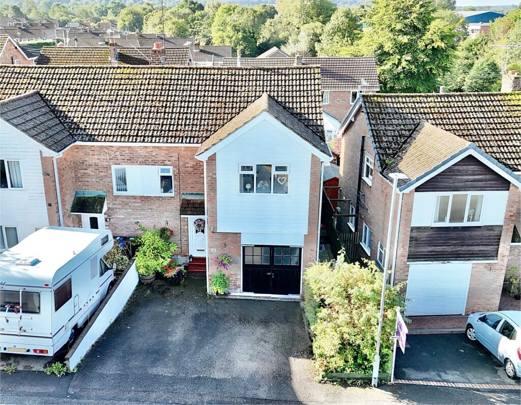 Kestrel Lane, Cheadle, ST10