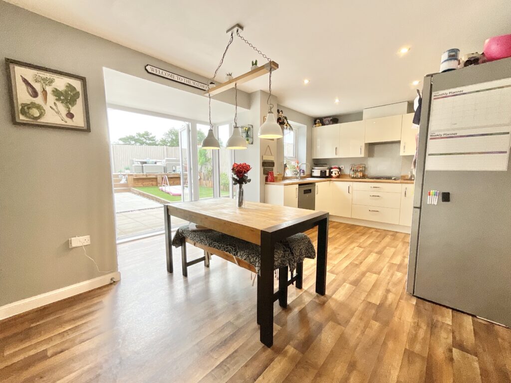 Dorney Close, Yarnfield, ST15