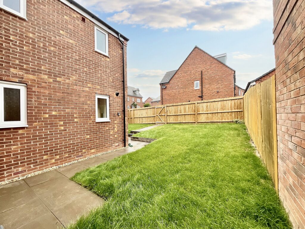 Clarke Way, Stone, ST15