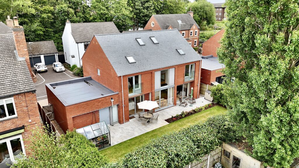 Farm View, Stoke-On-Trent, ST4