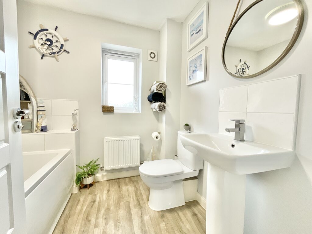Dorney Close, Yarnfield, ST15