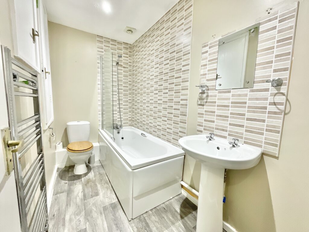 Perle Brook, Eccleshall, ST21
