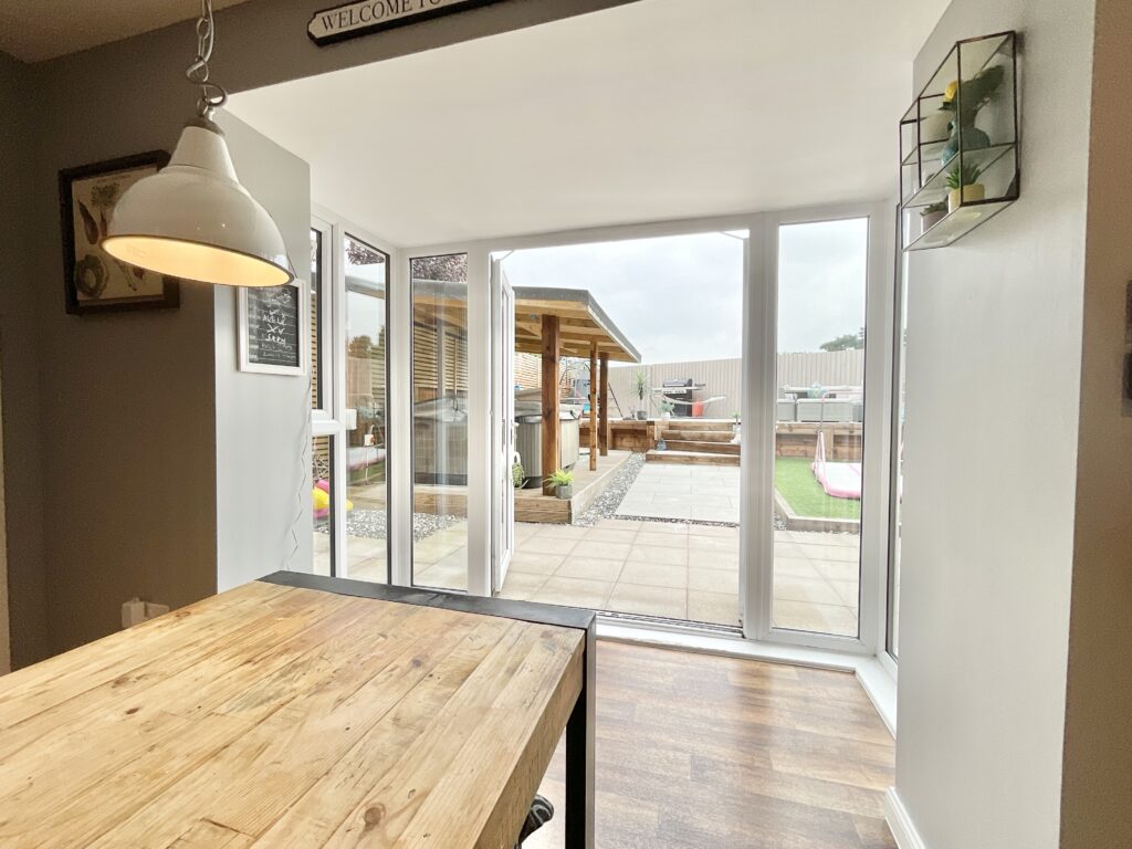 Dorney Close, Yarnfield, ST15