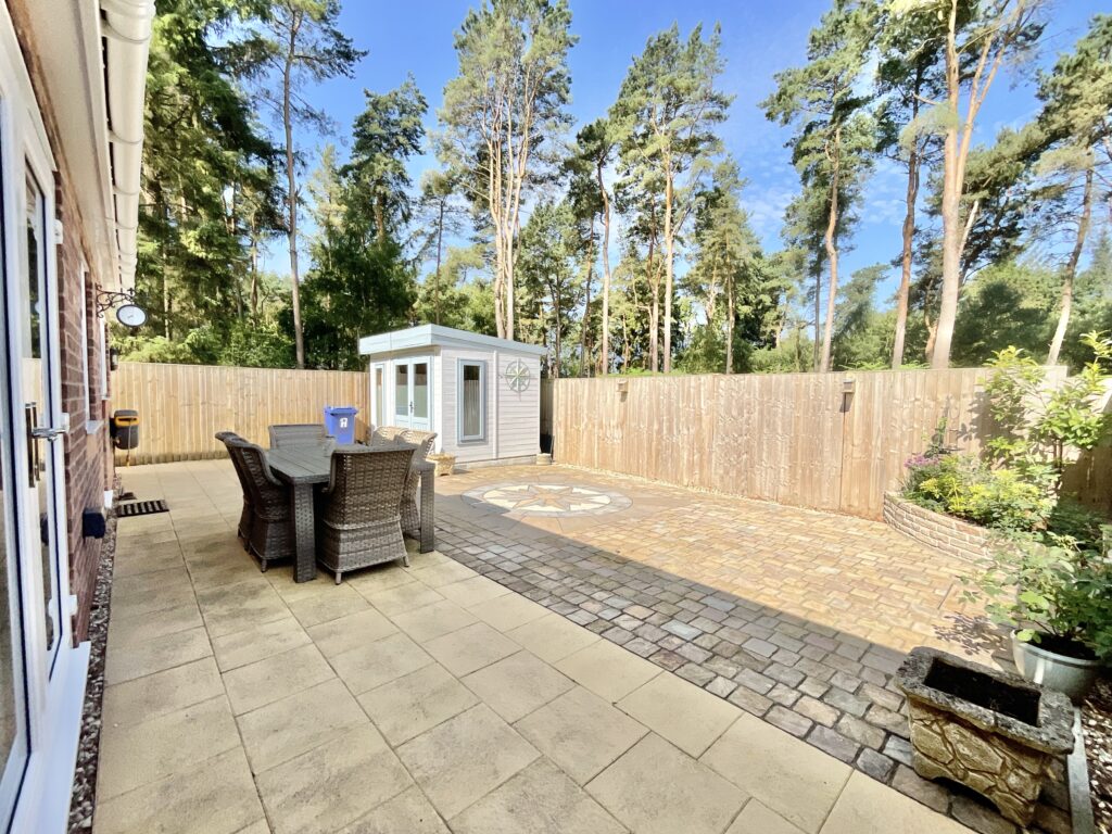 Burnt Oaks Place, Loggerheads, TF9