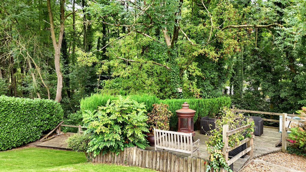 Nicholls Lane, Oulton, ST15