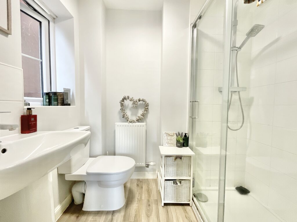Dorney Close, Yarnfield, ST15