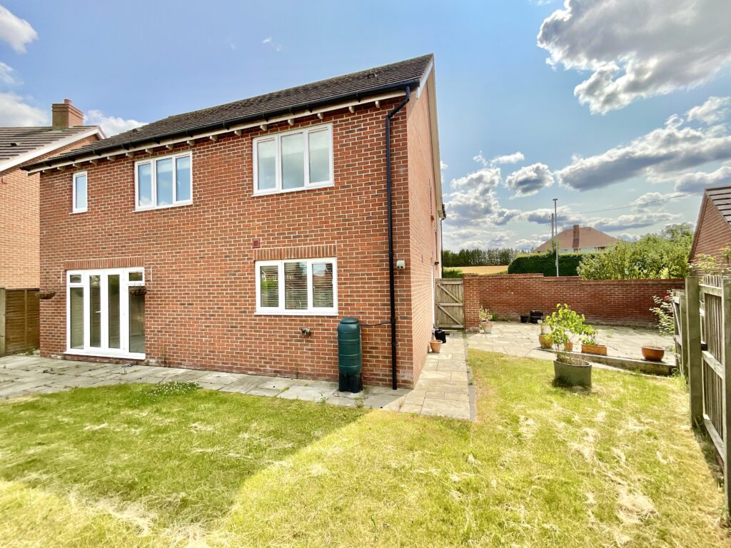 Stafford Road, Eccleshall, ST21