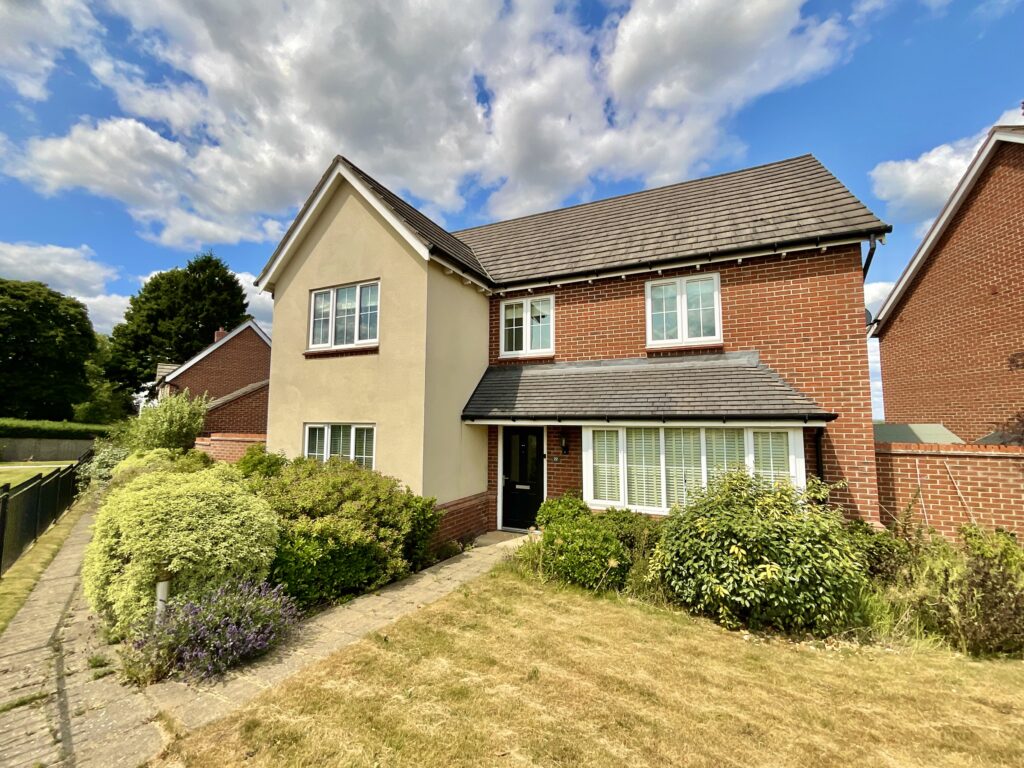 Stafford Road, Eccleshall, ST21