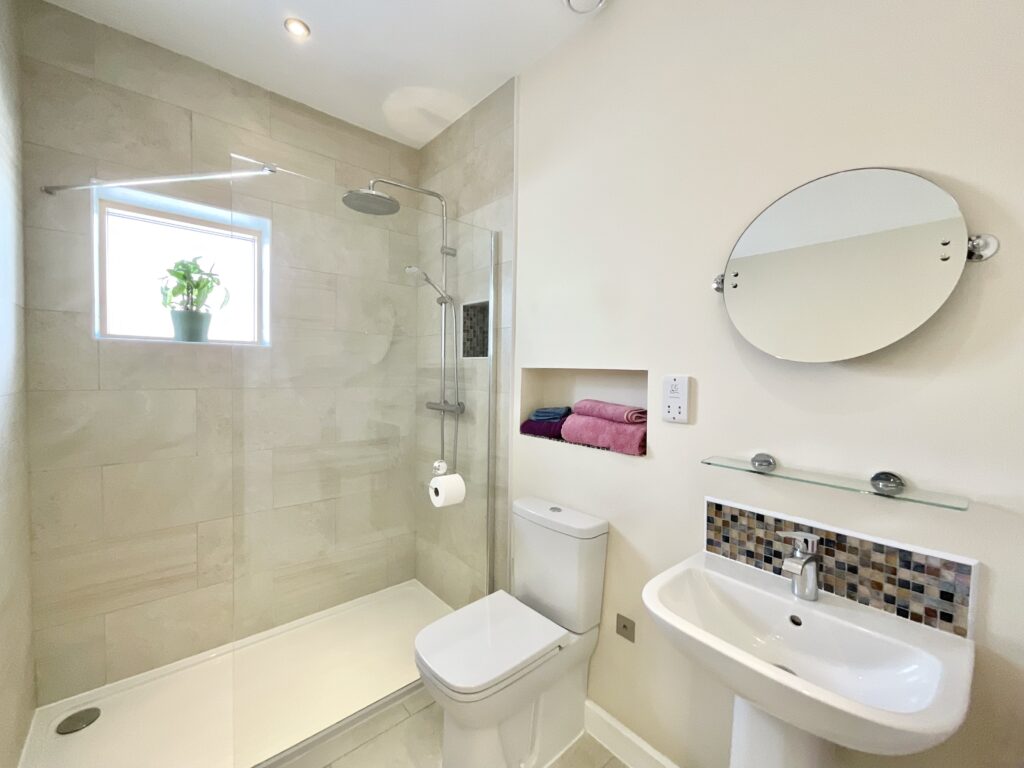 Farm View, Stoke-On-Trent, ST4