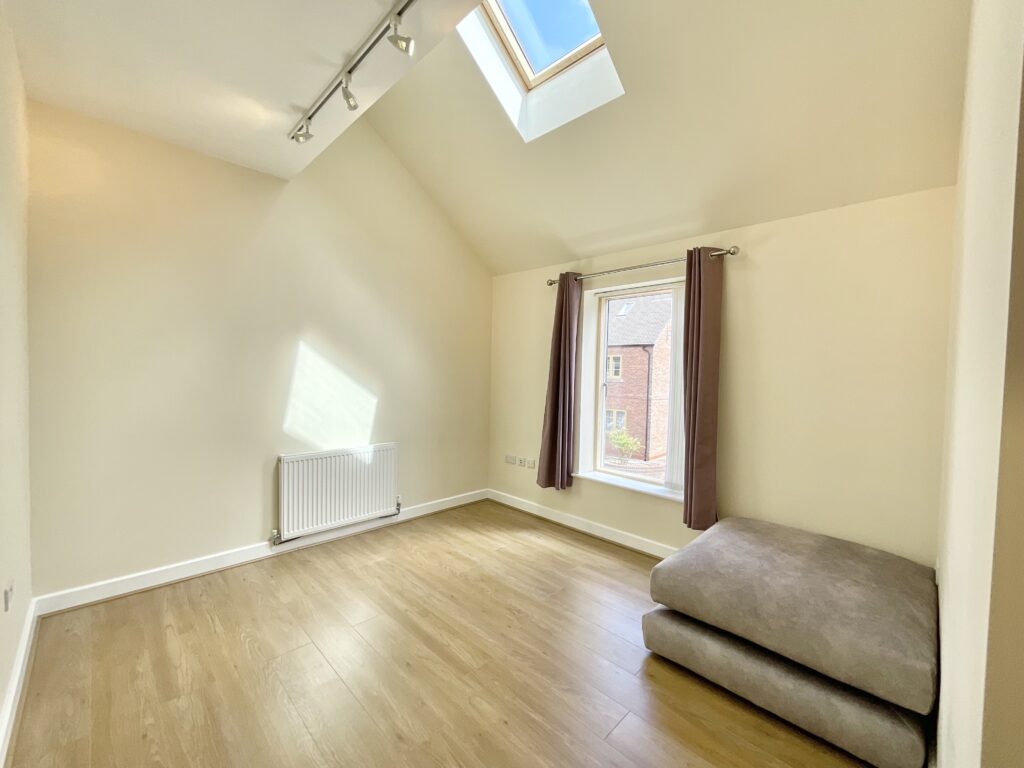 Farm View, Stoke-On-Trent, ST4