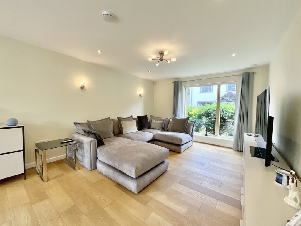 Farm View, Stoke-On-Trent, ST4