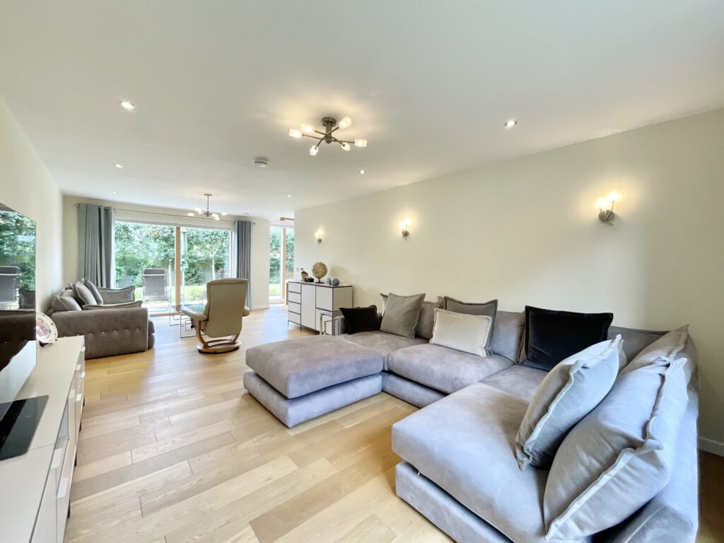 Farm View, Stoke-On-Trent, ST4