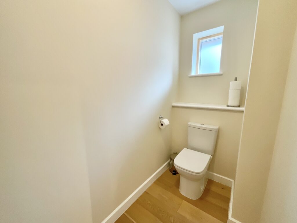 Farm View, Stoke-On-Trent, ST4